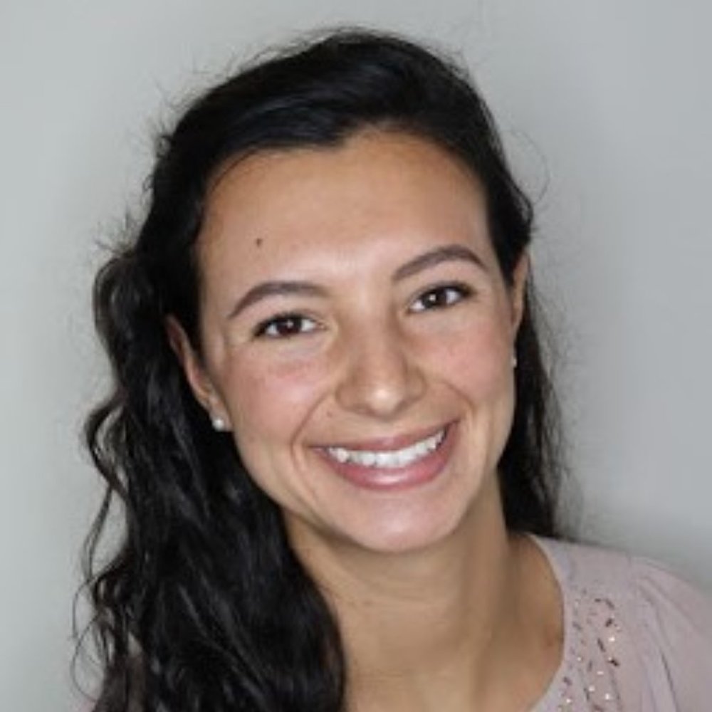 Meet your Posher, Alexandra